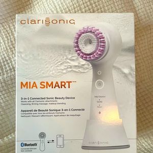 NEVER USED Clarisonic Mia Smart